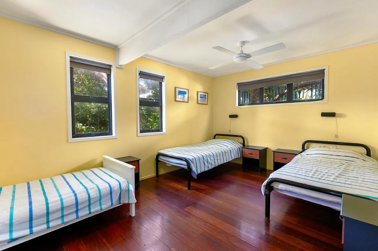 Semesterbostad Coasting - Straddie Style Beach House Point Lookout